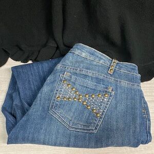 Women's Blue Jeans with Studded Pocket